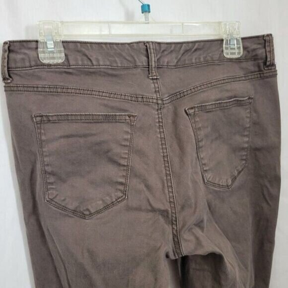 Sonoma Life & Style Pants Slim Straight sz 10 Brown 5 pocket soft cotton EUC - Picture 8 of 12